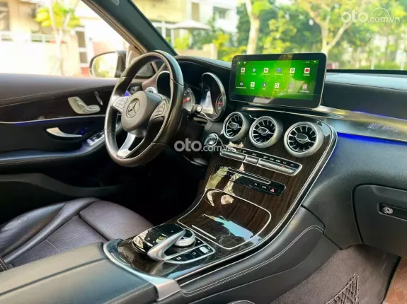 Mercedes-Benz GLC 200 V1 2019 - ĐỘ NHIỀU OPTION CỰC CHẤT