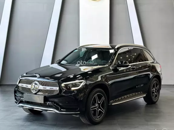 Mercedes-Benz GLC 300 4Matic 2021 - SUV gầm cao sang trọng 2021