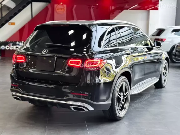 Mercedes-Benz GLC 300 4Matic 2021 - SUV gầm cao sang trọng 2021
