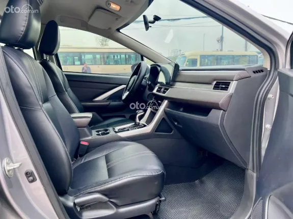 Mitsubishi Xpander AT Premium 2022 - Mitsubishi Xpander Premium 1.5 AT - 2022
