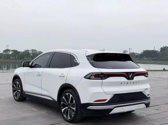 VinFast VF8 2023 - Xe siêu mới đẹp, cần bán gấp