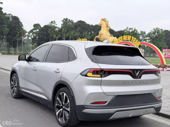 VinFast VF8 2023 - 🏅 CAM KẾT XE KHÔNG ĐÂM ĐỤNG NGẬP NƯỚC