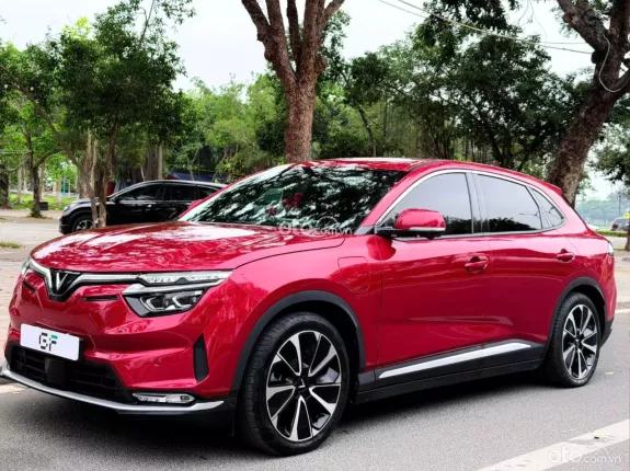 VinFast VF8 2023 - Xe siêu mới đẹp, cần bán gấp