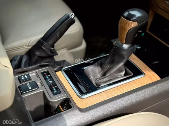 Toyota Land Cruiser Prado GX 2018 - Hộp số Zin nguyên bản