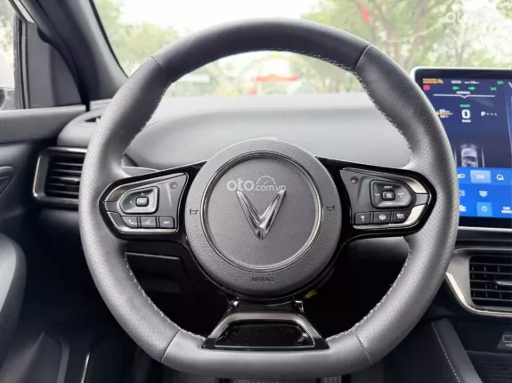 VinFast VF8 2024 - Giá rẻ cần bán gấp