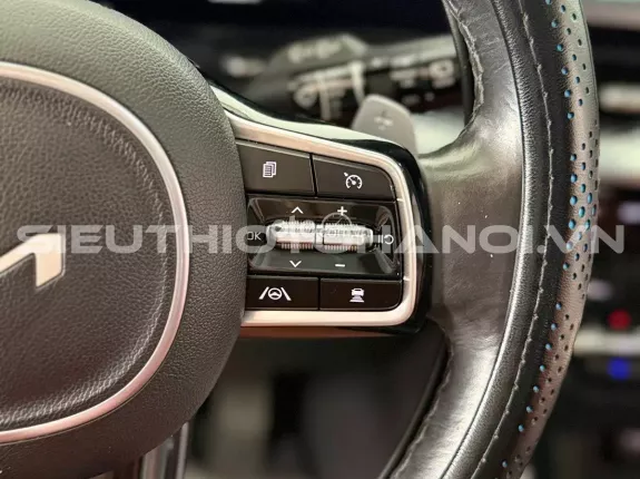 Kia Carnival 2.2D Signature 2021 - Xe zin nguyên bản theo hãng