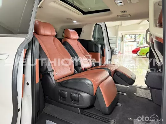 Kia Carnival 2.2D Signature 2021 - Xe zin nguyên bản theo hãng