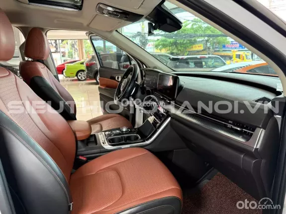 Kia Carnival 2.2D Signature 2021 - Xe zin nguyên bản theo hãng