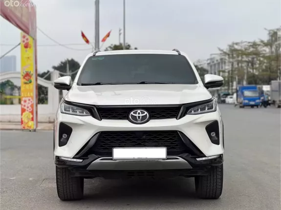 Toyota Fortuner 2.4 AT 4x2 Legender 2020 - Fortuner 2.4 4x2 Legender 2020