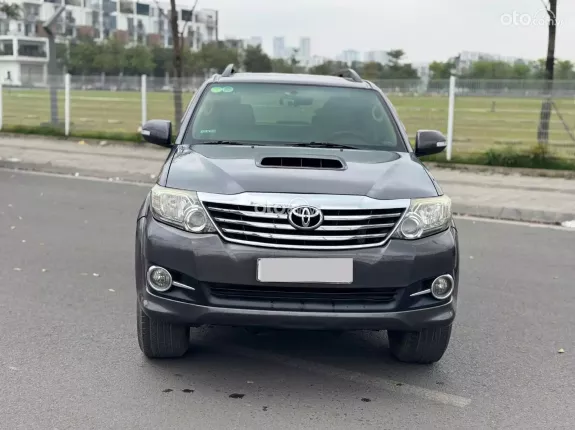 Toyota Fortuner 2.4 MT 4x2 2016 - Fortuner 2.4MT 4x2 2016