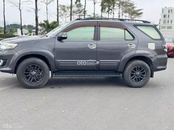 Toyota Fortuner 2.4 MT 4x2 2016 - Fortuner 2.4MT 4x2 2016