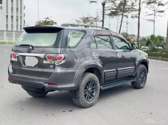 Toyota Fortuner 2.4 MT 4x2 2016 - Fortuner 2.4MT 4x2 2016