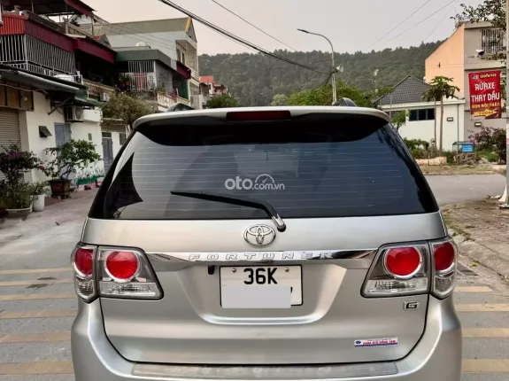 Toyota Fortuner 2.4 MT 4x2 2012 - Số sàn máy dầu zin 100%