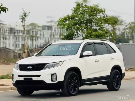 Kia Sorento 2WD 2.4 GAT 2017 - Một chủ từ mới chạy 11 vạn km