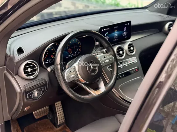 Mercedes-Benz GLC 300 4Matic V1 2021 - GLC300 2022 V1