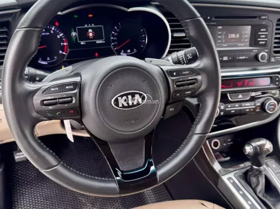 Kia Optima 2.0 AT 2015 - Xe cực đẹp, màu trắng sang trọng