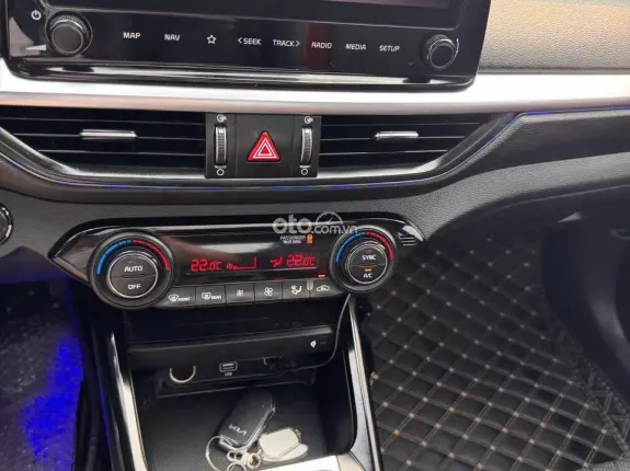 Kia K3 1.6 Premium 2022 - Bản cao cấp, cực đẹp, full option