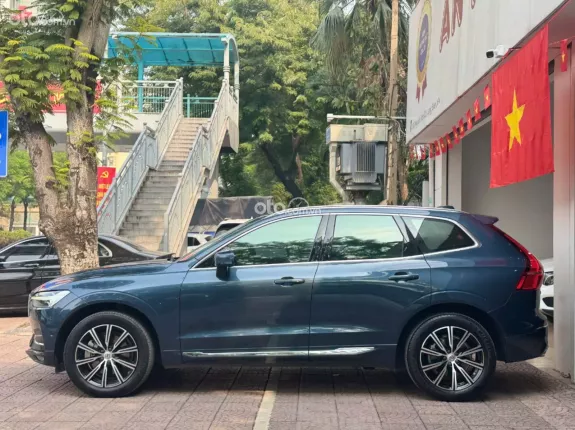 Volvo XC60 T6 Inscription 2019 - Xe màu xanh, nội thất nâu cực mới