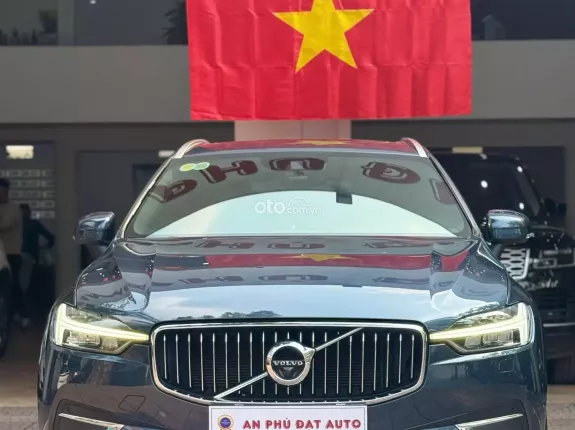 Volvo XC60 T6 Inscription 2019 - Xe màu xanh, nội thất nâu cực mới