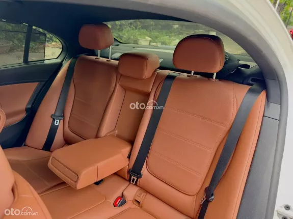 Mercedes-Benz C200 Avantgarde 2024 - TRẮNG NÂU SIÊU LƯỚT ❤️