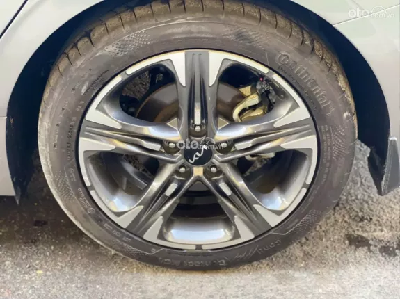 Kia K5 2.0 Premium 2022 - Bao sang tên