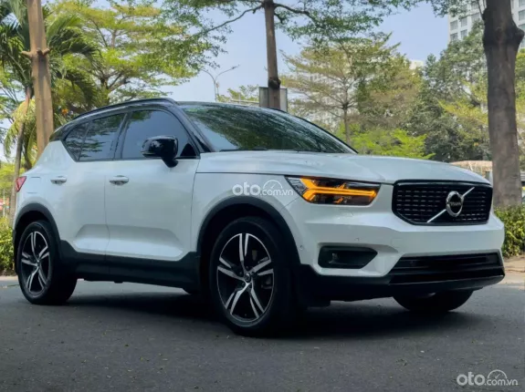 Volvo XC40 R-Design 2019 - Volvo Xc40 R-Design siêu lướt cực đẹp