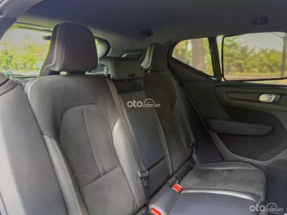 Volvo XC40 R-Design 2019 - Volvo Xc40 R-Design siêu lướt cực đẹp