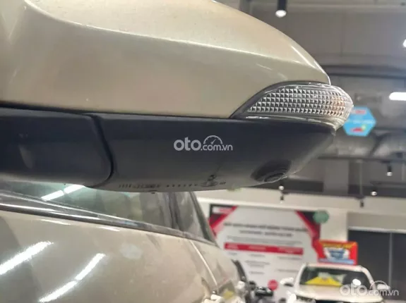 Toyota Camry 2.5G 2015 - Xe cực đẹp tại hãng, giá tốt sang tên ngay