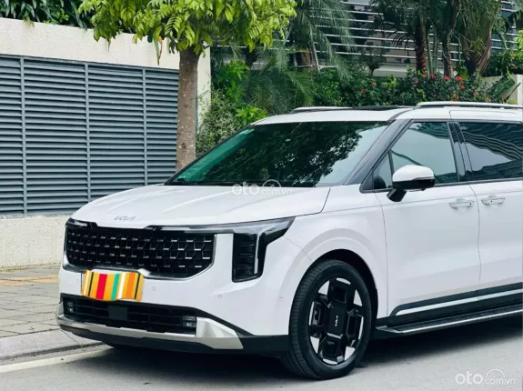 Kia Carnival 2.2D Signature 2025 - Bản full cao cấp nhất