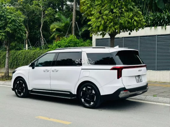 Kia Carnival 2.2D Signature 2025 - Bản full cao cấp nhất
