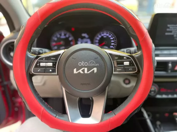 Kia K3 1.6 Luxury 2021 - Giá tốt, xe êm như mới