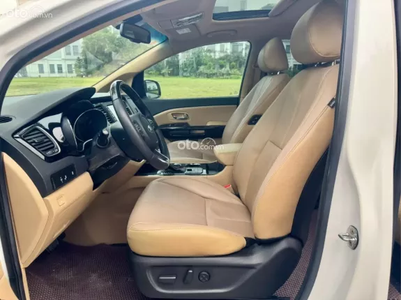 Kia Sedona 2.2 Luxury 2019 - Kia Sedona 2.2 DAT Luxury sx2019 Máy dầu bản cao cấp