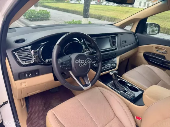 Kia Sedona 2.2 Luxury 2019 - Kia Sedona 2.2 DAT Luxury sx2019 Máy dầu bản cao cấp