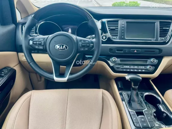 Kia Sedona 2.2 Luxury 2019 - Kia Sedona 2.2 DAT Luxury sx2019 Máy dầu bản cao cấp