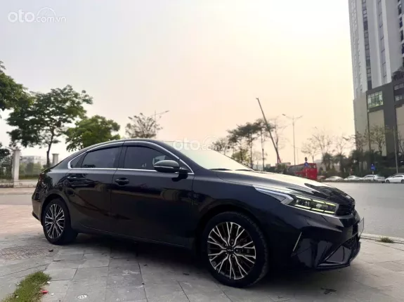 Kia K3 1.6 Premium 2022 - Xe đẹp, form dáng thể thao, giá tốt liên hệ 0973710256