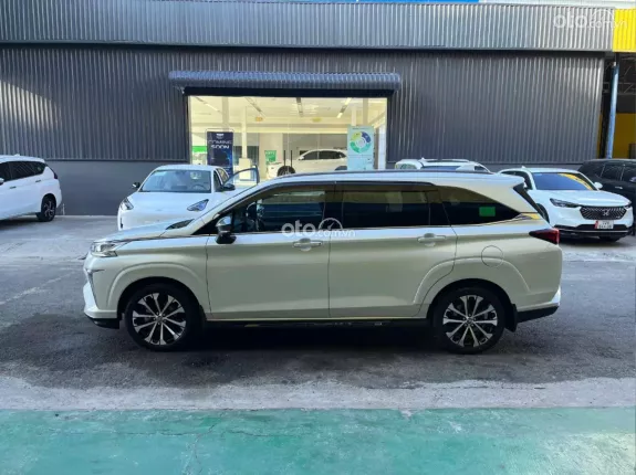 Toyota Veloz Cross CVT Top 2022 - Xe gia đình 1 chủ từ đầu, chất lượng đảm bảo