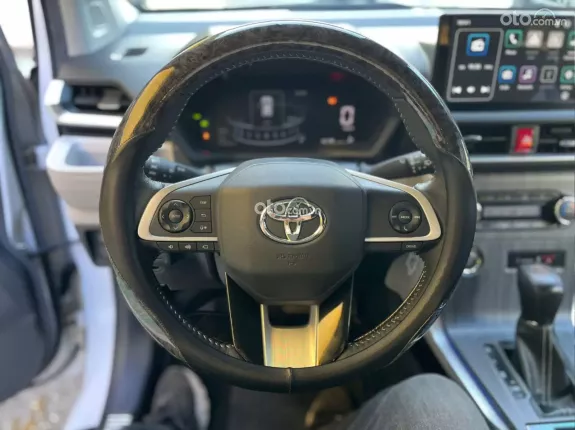 Toyota Veloz Cross CVT Top 2022 - Xe gia đình 1 chủ từ đầu, chất lượng đảm bảo