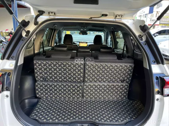 Toyota Veloz Cross CVT Top 2022 - Xe gia đình 1 chủ từ đầu, chất lượng đảm bảo