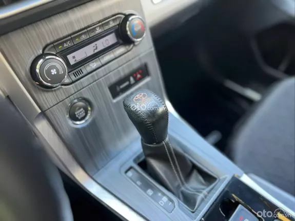 Toyota Veloz Cross CVT Top 2022 - Xe gia đình 1 chủ từ đầu, chất lượng đảm bảo