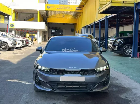 Kia K5 2.0 Premium 2022 - Xe gia đình sử dụng kỹ, ODO chuẩn thấp