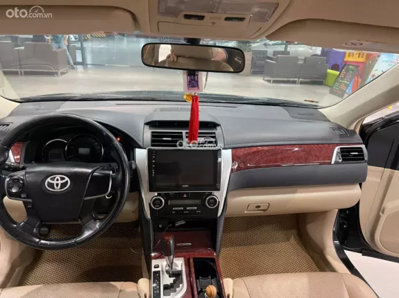 Toyota Camry 2.5G 2014 - Chủ đi giữ gìn, giá tốt nhận xe ngay