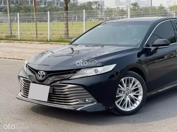 Toyota Camry 2.5Q 2020 - New mới về trào bán ngay