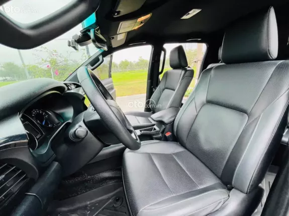 Toyota Hilux 2.8L 4x4 AT Adventure 2024 - Mới