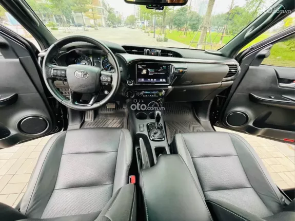 Toyota Hilux 2.8L 4x4 AT Adventure 2024 - Mới