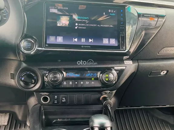 Toyota Hilux 2.8L 4x4 AT Adventure 2024 - Mới