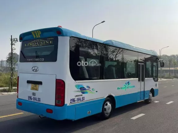 Hyundai Grand Starex 2.5 MT 2019 - Bán Hyundai Tracomeco 29 chỗ thân rộng đời 2019. Xe đẹp