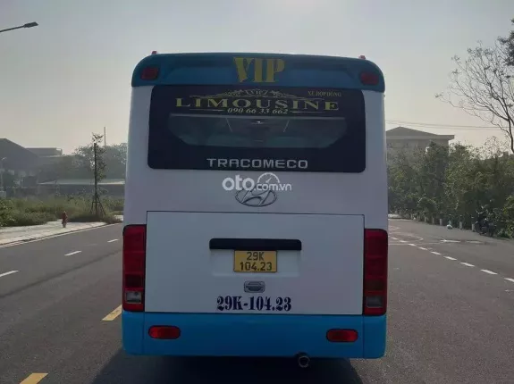 Hyundai Grand Starex 2.5 MT 2019 - Bán Hyundai Tracomeco 29 chỗ thân rộng đời 2019. Xe đẹp