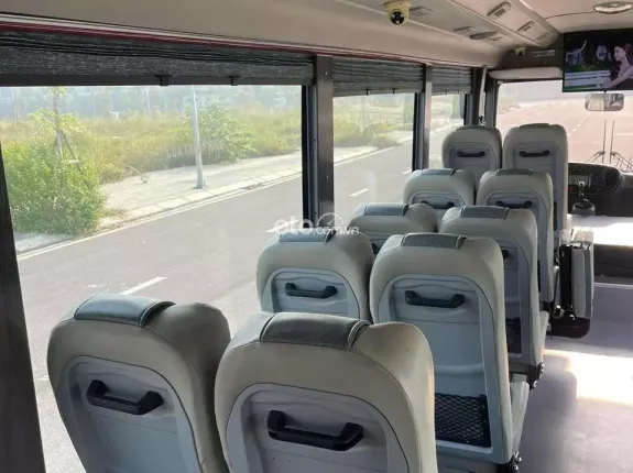 Hyundai Grand Starex 2.5 MT 2019 - Bán Hyundai Tracomeco 29 chỗ thân rộng đời 2019. Xe đẹp