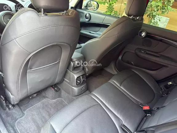 Mini Cooper Phiên bản khác 2023 - Xe màu đỏ nội thất đen