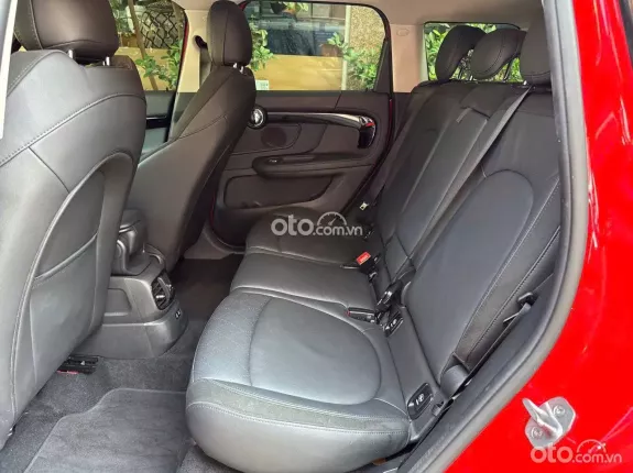 Mini Cooper Phiên bản khác 2023 - Xe màu đỏ nội thất đen